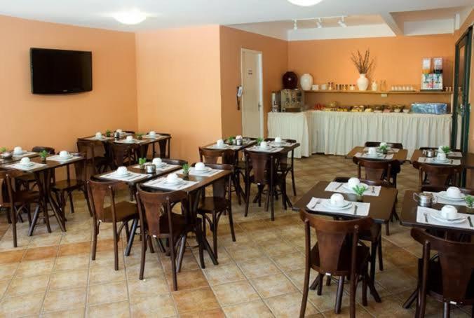 Vicz Hotel Curitiba Bagian luar foto